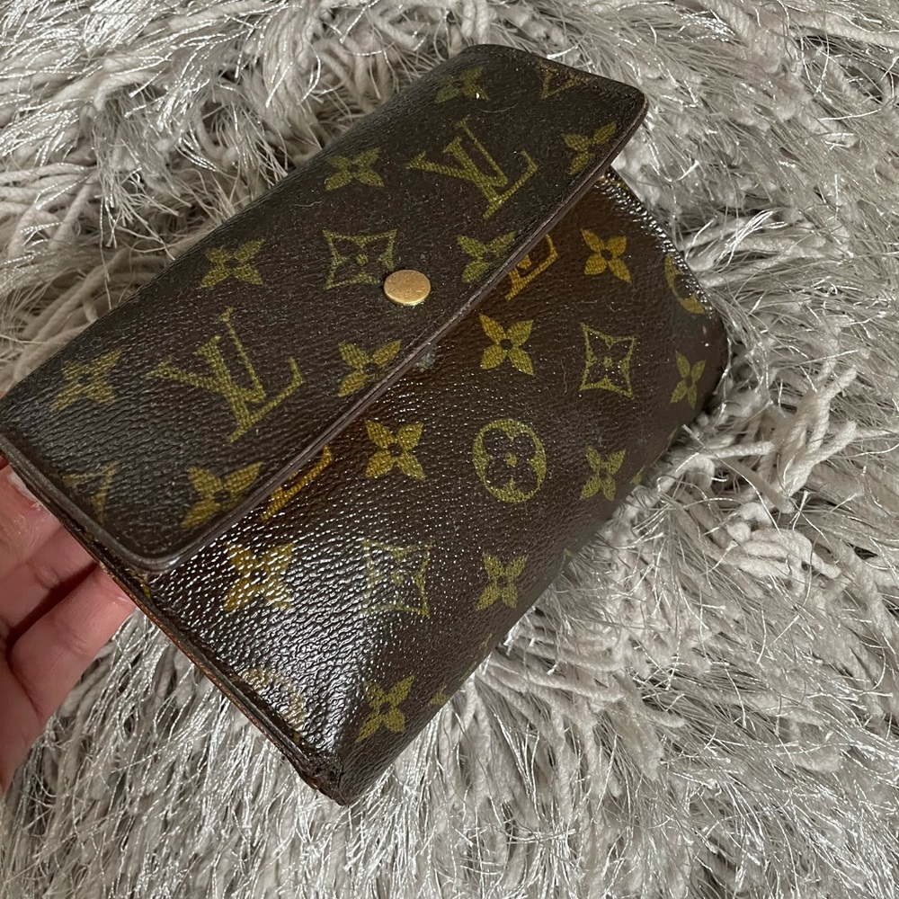 SOLD SOLD SOLD